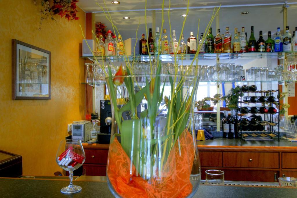 Kurparkhotel Warnemuende Rostock Eksteriør billede