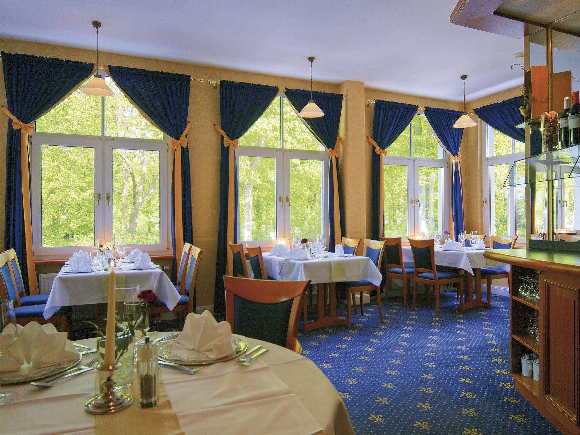 Kurparkhotel Warnemuende Rostock Eksteriør billede